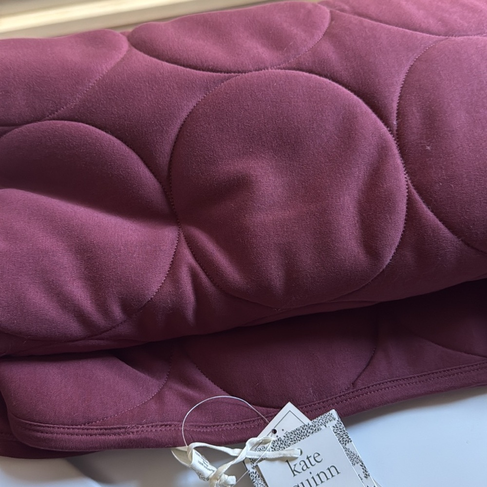 Kate Quinn Quilt in Mountain Berry